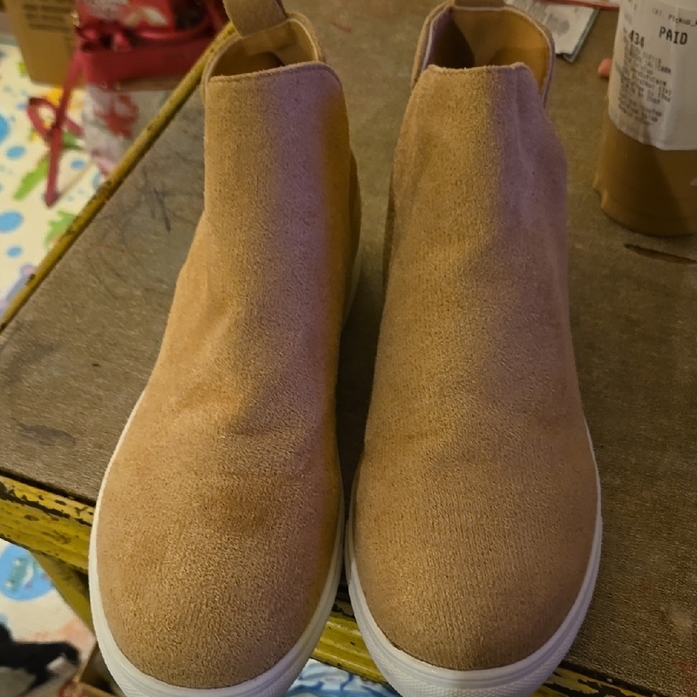 Stylish Tan Suede Ankle Boots